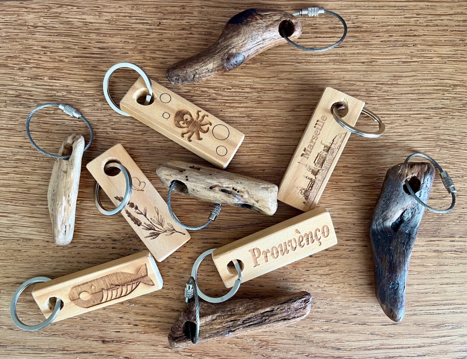 RR Meubles et déco, création de meuble et de décoration artisanaux avec des matériaux recyclés ou recyclables